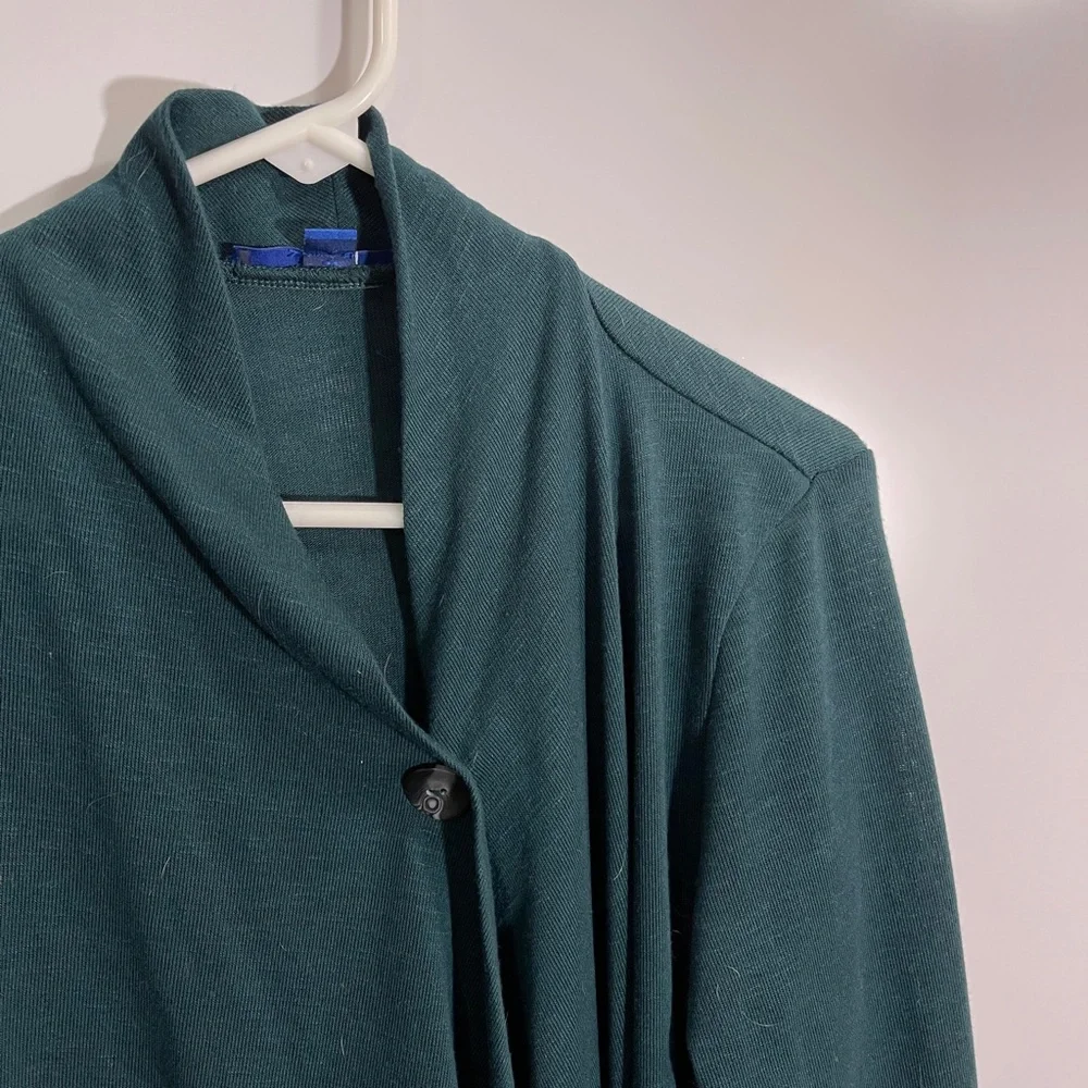 Apt. 9 Hunter Green Off Center Button Cardigan Top Size‎ Small